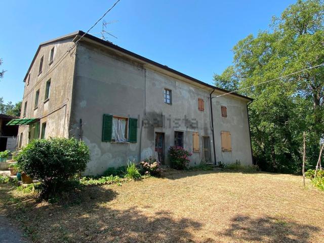 Villetta indipendente in vendita di 325 m² in Via dei Castagneti, 9