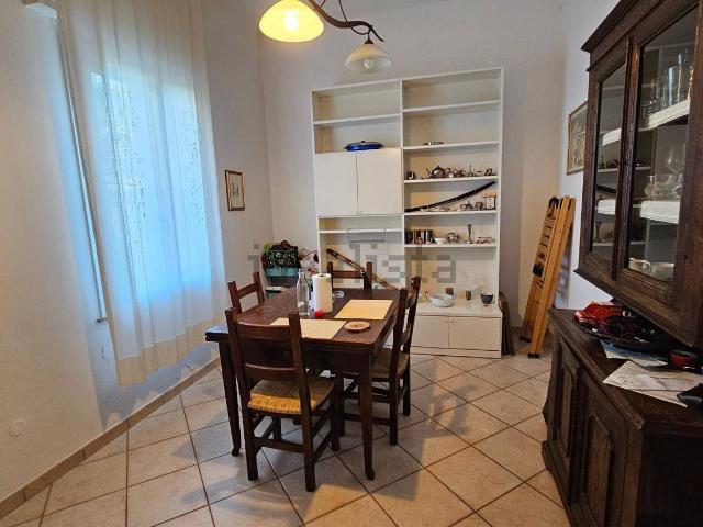 Villetta indipendente in vendita di 325 m² in Via Mario Marani
