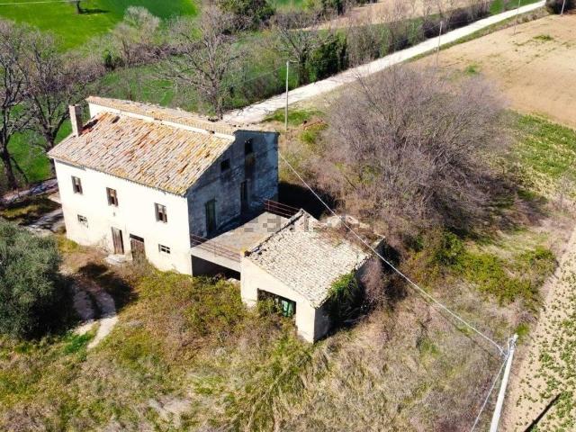 Villetta indipendente in vendita di 325 m² in Località Cimarella