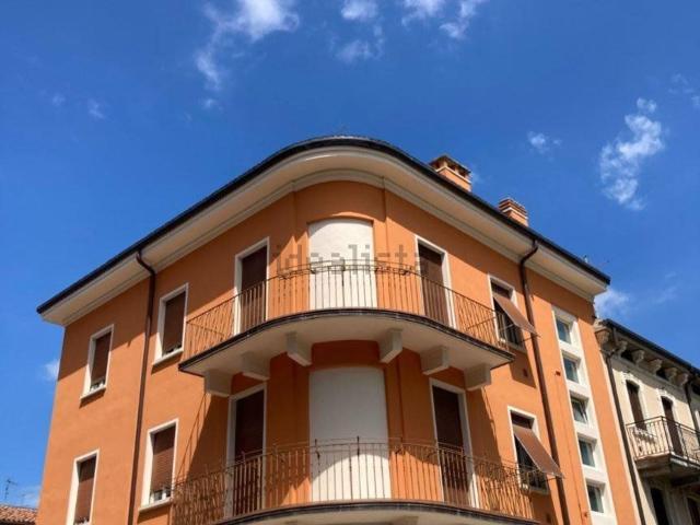 Villetta indipendente in vendita di 326 m² in Piazza del Popolo