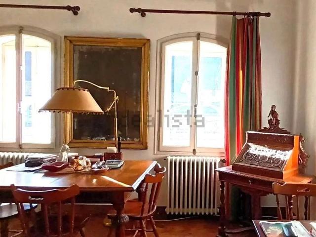 Villetta indipendente in vendita di 327 m²