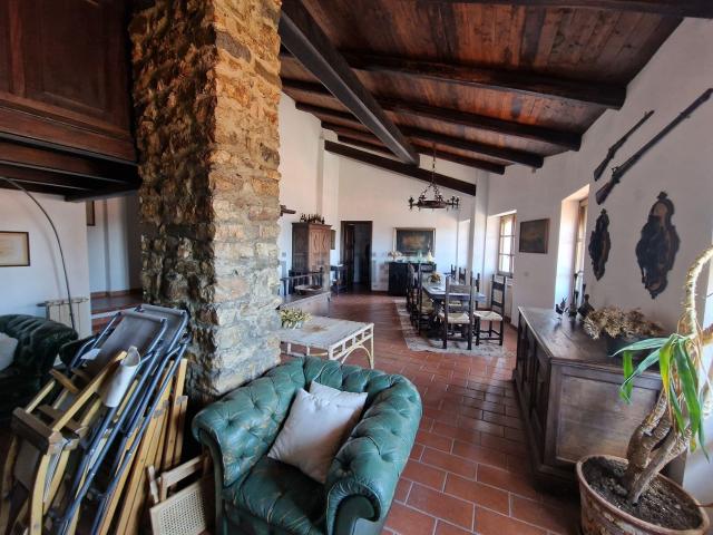 Villetta indipendente in vendita di 330 m²
