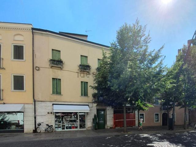 Villetta indipendente in vendita di 330 m²