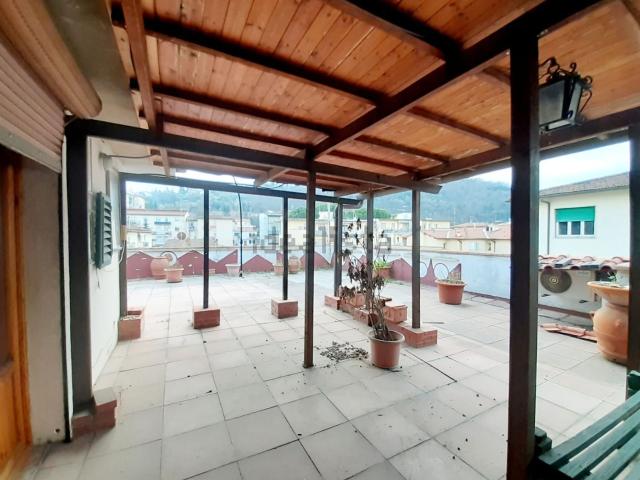 Villetta indipendente in vendita di 330 m²