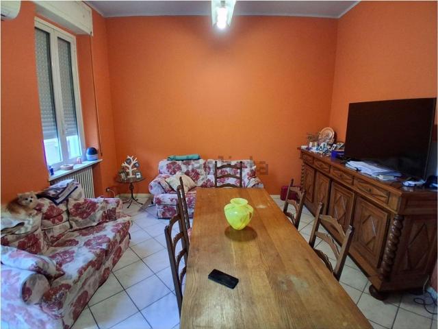 Villetta indipendente in vendita di 330 m² in Via Cernaia