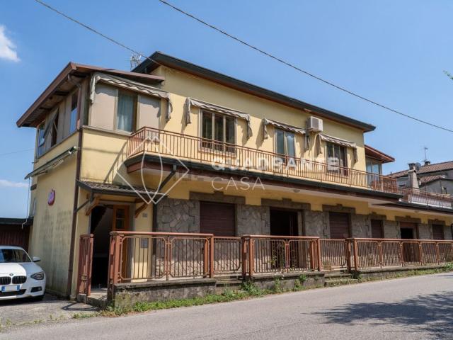 Villetta indipendente in vendita di 330 m² in Via Circuito Montebello, 20