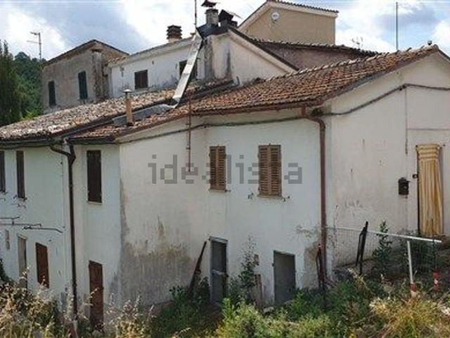 Villetta indipendente in vendita di 330 m² in Via ARNO, 6