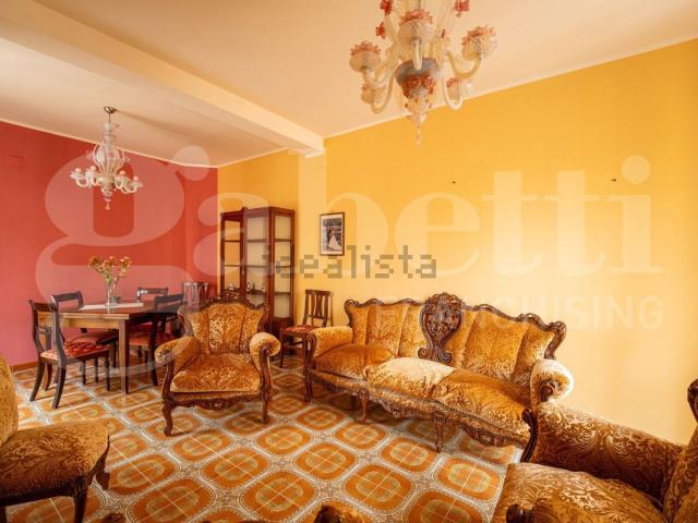 Villetta indipendente in vendita di 330 m² in Via Giuseppe Mazzini, 2