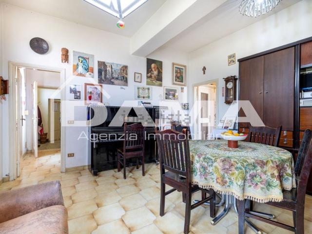 Villetta indipendente in vendita di 330 m² in Via Don Romeo Bagattoni, 31