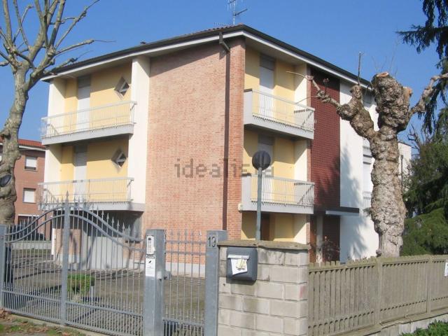 Villetta indipendente in vendita di 330 m² in Via Dalla Rovere