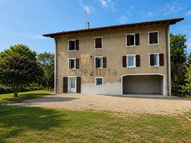 Villetta indipendente in vendita di 330 m² in Via Dante