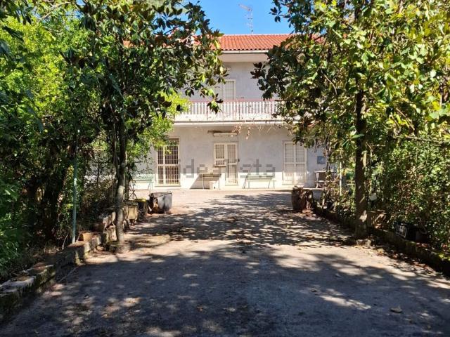Villetta indipendente in vendita di 330 m² in Via del Muraglione