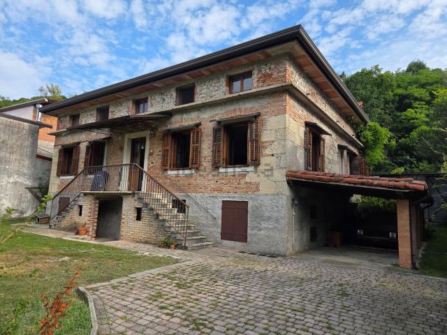 Villetta indipendente in vendita di 330 m² in Via Zancan, 11