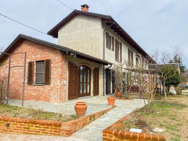 Villetta indipendente in vendita di 330 m² in Strada Ragazzi del &apos 99, 29