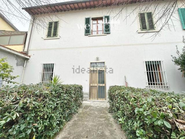 Villetta indipendente in vendita di 332 m² in Via Bencivenni Rucellai