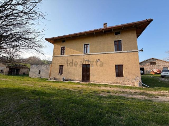 Villetta indipendente in vendita di 333 m² in Contrada San Rocco, 4