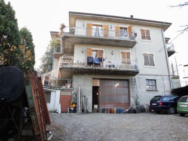 Villetta indipendente in vendita di 334 m² in Località Mistadello di Castione, 1