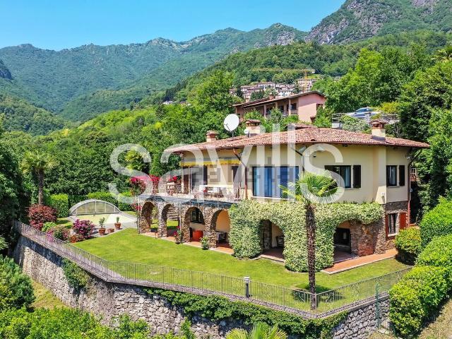 Villetta indipendente in vendita di 340 m²