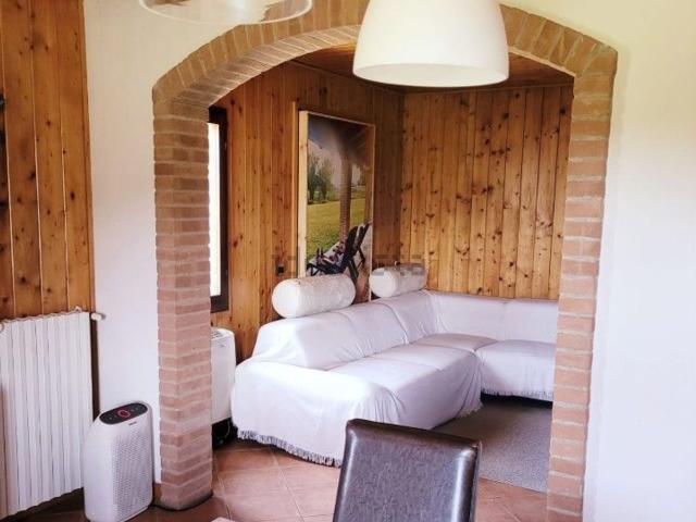 Villetta indipendente in vendita di 340 m²