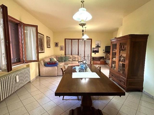 Villetta indipendente in vendita di 340 m²