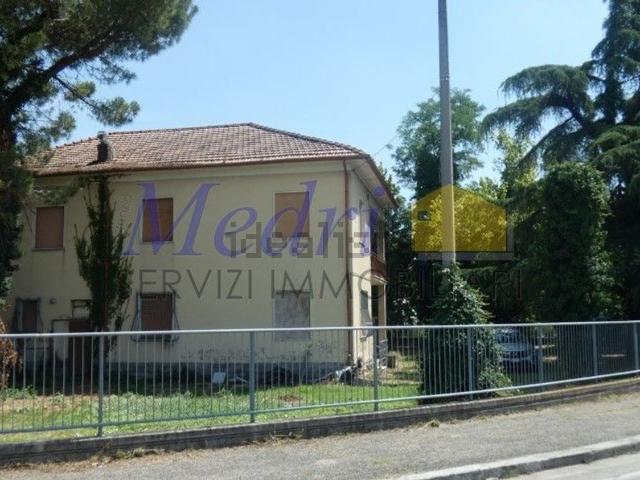 Villetta indipendente in vendita di 340 m² in Via Civinelli, 745