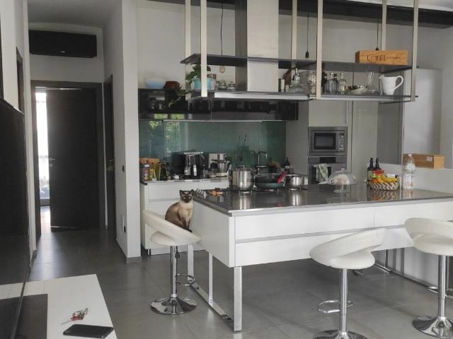 Villetta indipendente in vendita di 340 m² in Via Alessandro Manzoni, 34
