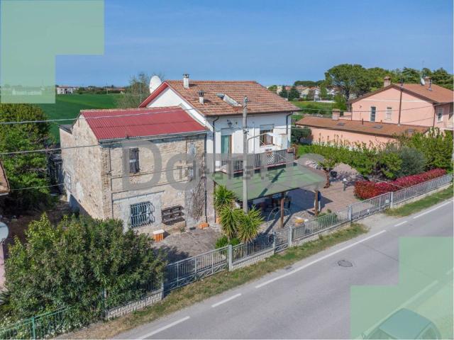 Villetta indipendente in vendita di 341 m² in Via Montaletto, 2531