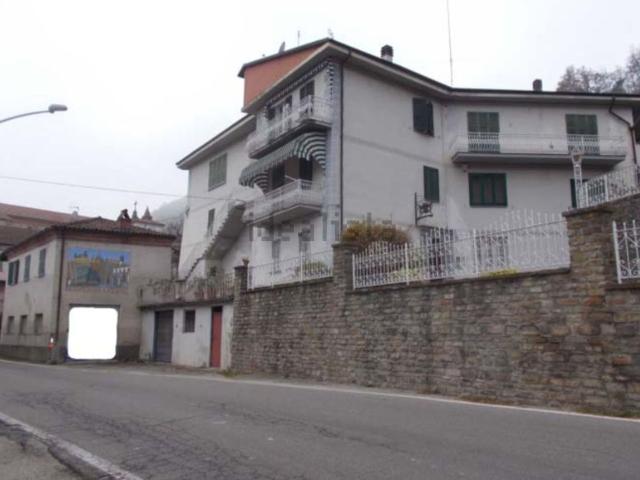 Villetta indipendente in vendita di 341 m² in Piazza Dante, 6