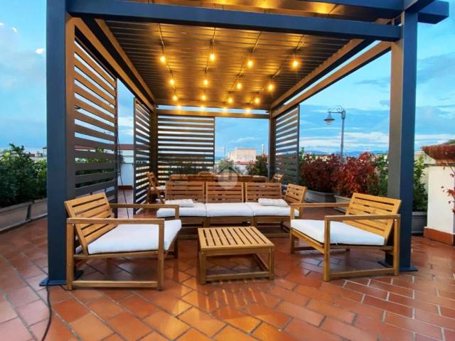 Villetta indipendente in vendita di 342 m² in Via Guglielmo Marconi, 14