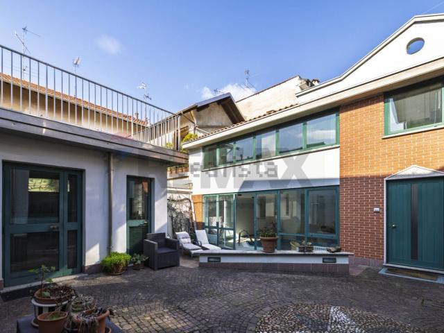 Villetta indipendente in vendita di 344 m²