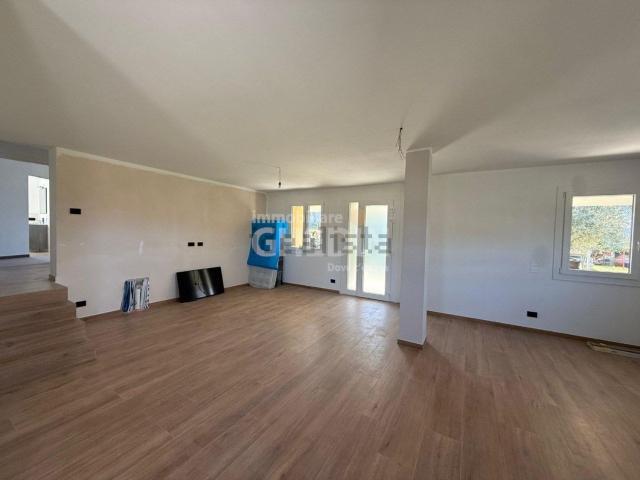 Villetta indipendente in vendita di 345 m²