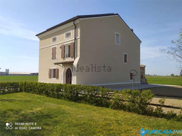 Villetta indipendente in vendita di 349 m²