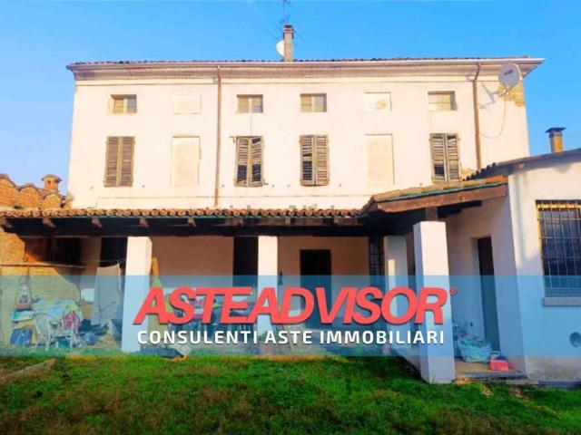Villetta indipendente in vendita di 349 m² in Via Giuseppe Mazzini, 14