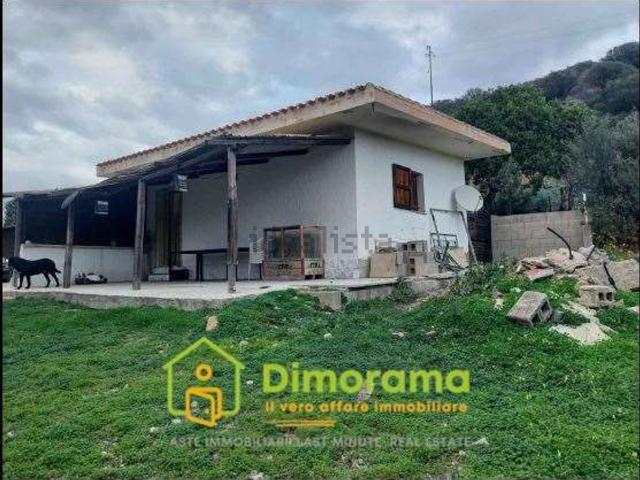 Villetta indipendente in vendita di 3505 m² in Via Roma