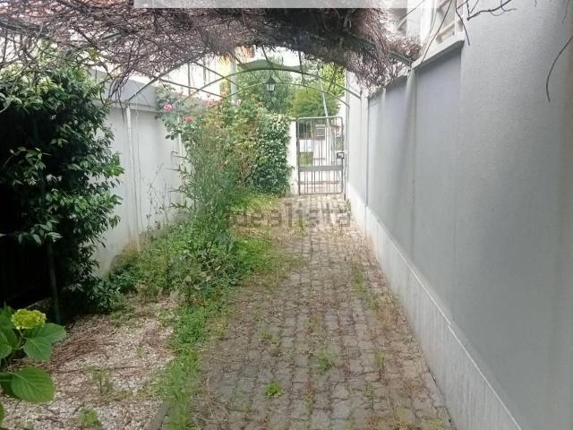 Villetta indipendente in vendita di 350 m²