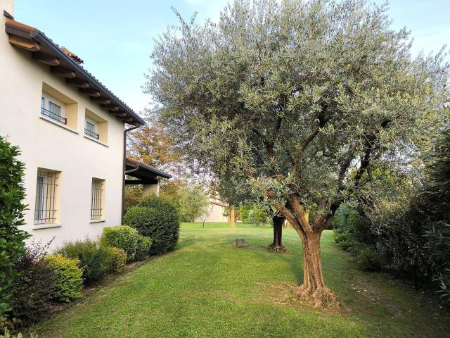 Villetta indipendente in vendita di 350 m²