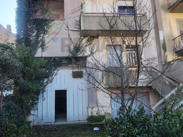 Villetta indipendente in vendita di 350 m² in Via Cielo D&apos Alcamo, 49