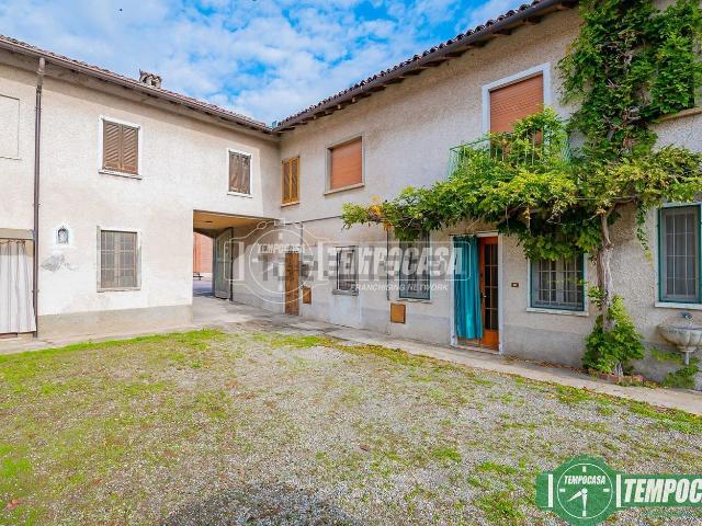 Villetta indipendente in vendita di 350 m² in Via Giuseppe Garibaldi, 27