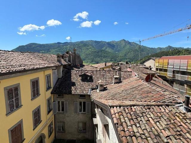 Villetta indipendente in vendita di 350 m² in Via Domenico Giudici, 10