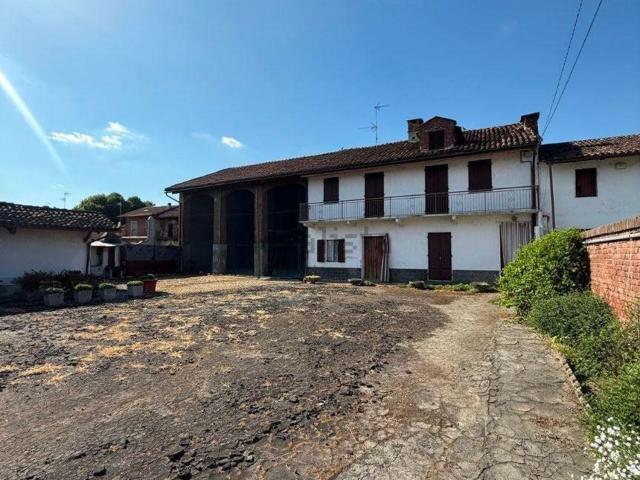 Villetta indipendente in vendita di 350 m² in Via Molino, 4