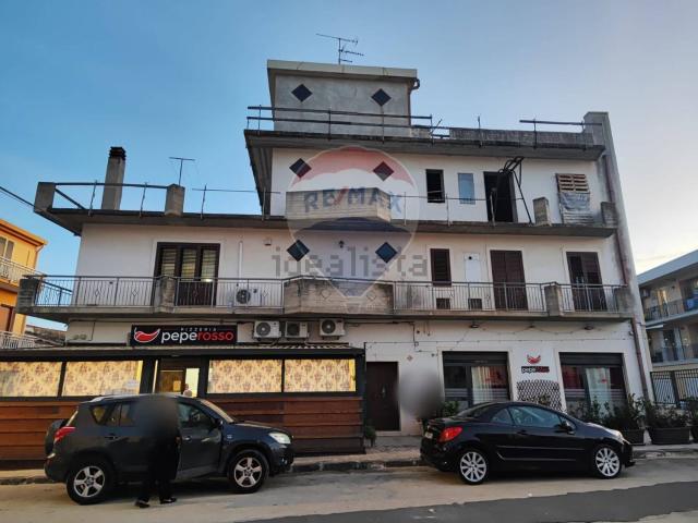 Villetta indipendente in vendita di 350 m² in Via Mariano Pinnone, 148