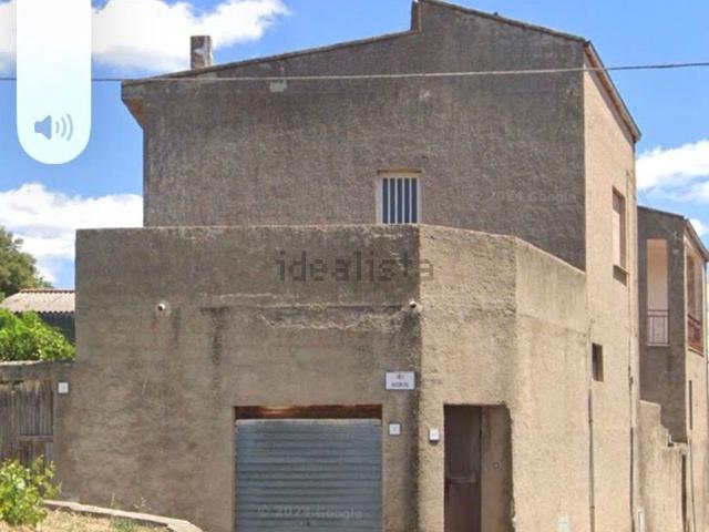 Villetta indipendente in vendita di 350 m² in Via Sardegna, 10