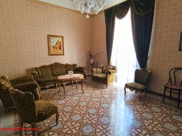Villetta indipendente in vendita di 350 m² in Via piave, 40