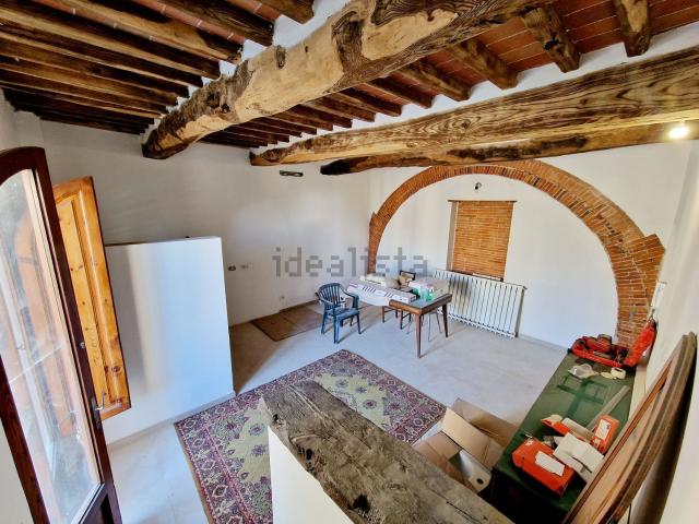 Villetta indipendente in vendita di 350 m² in Via Roma, 12