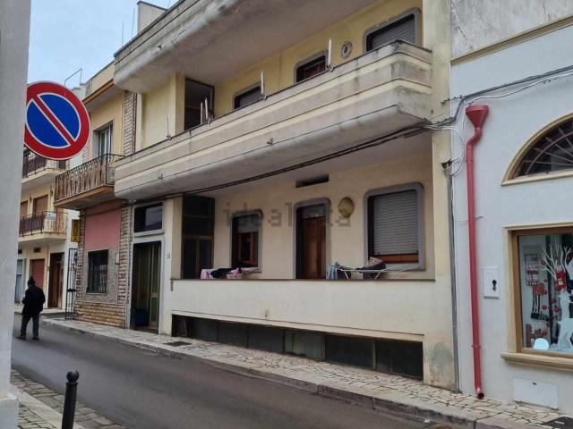 Villetta indipendente in vendita di 350 m² in Via Roma, 38
