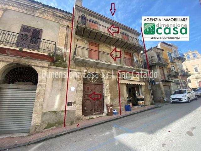 Villetta indipendente in vendita di 350 m² in Via Umberto, 119