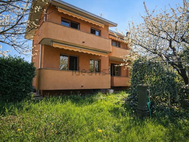 Villetta indipendente in vendita di 350 m² in Via VIII Marzo