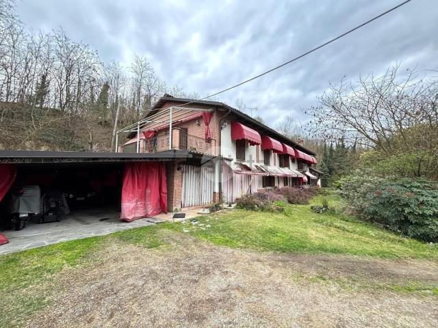 Villetta indipendente in vendita di 350 m² in Località Vercelli, 9