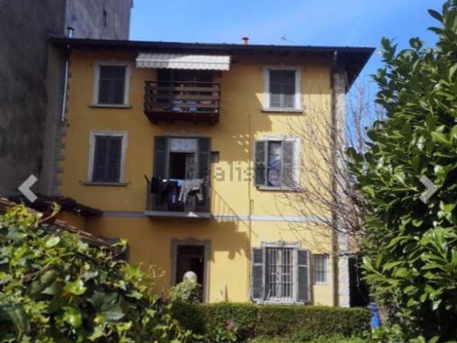 Villetta indipendente in vendita di 350 m² in Piazzale Risorgimento