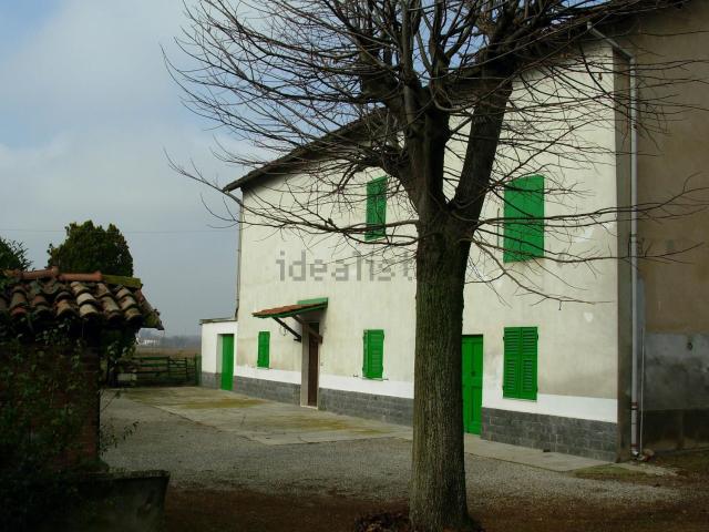 Villetta indipendente in vendita di 350 m² in Strada di Cassano